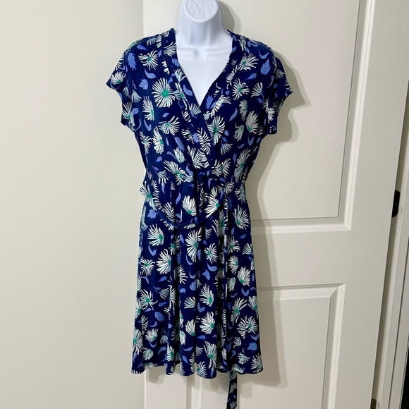 Liz Claiborne Blue Floral Short Sleeve Dress Women’s Size Medium - Picture 1 of 15